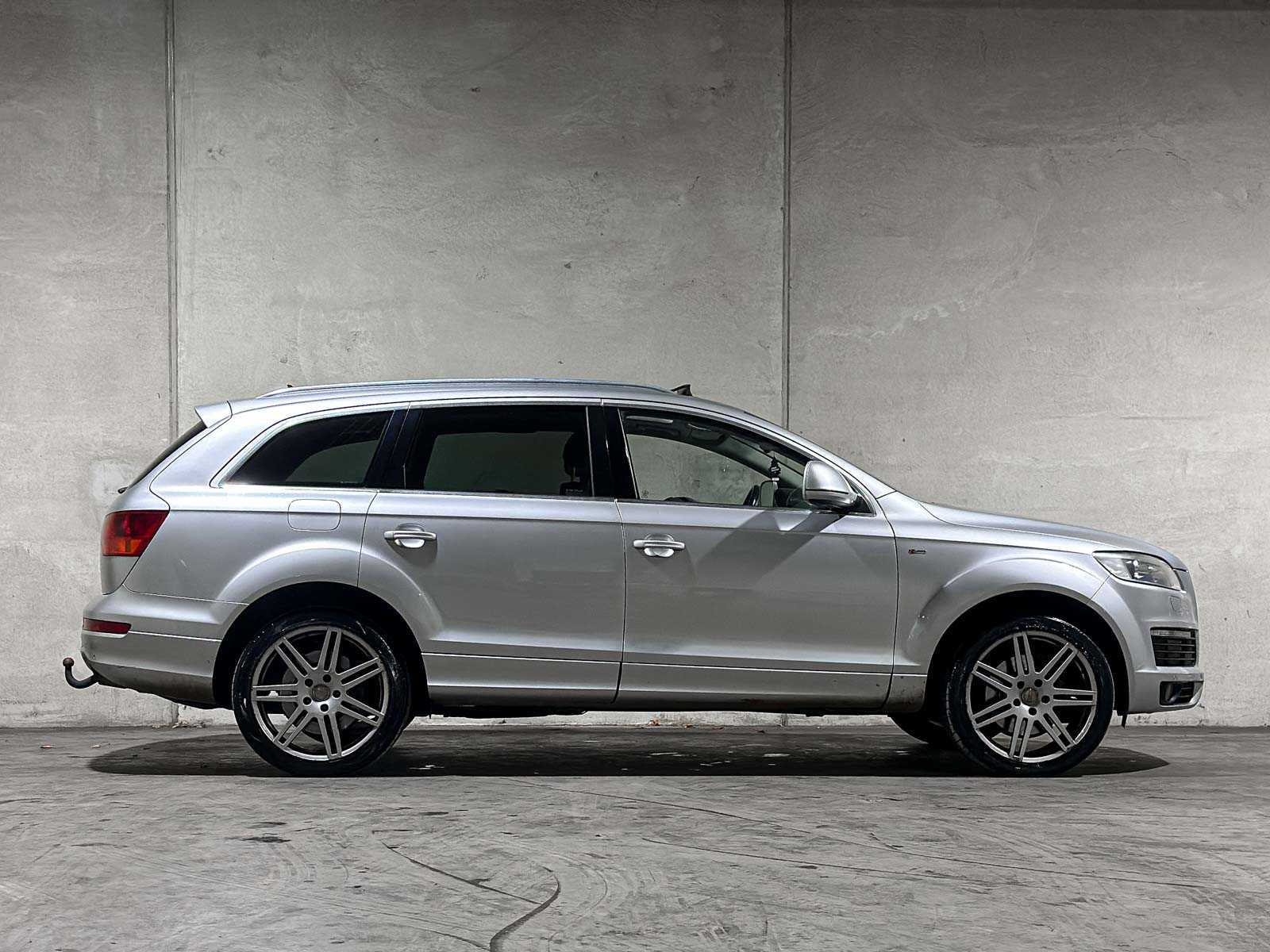 Audi Q7 4.2 FSI Quattro Pro Line+ 4+2 349pk 2007 (Origineel-NL), 23-TR-LK