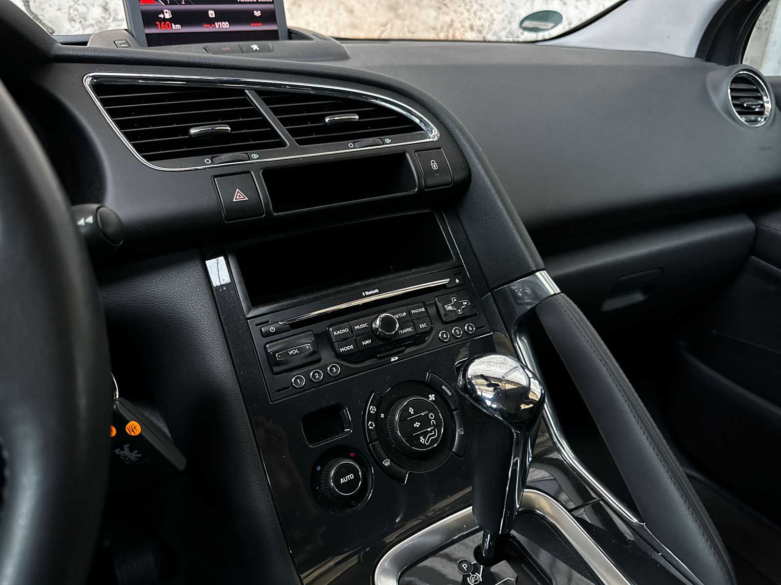 Peugeot 3008 1.6 THP ST 156pk 2011 (Origineel-NL), 09-PTJ-7