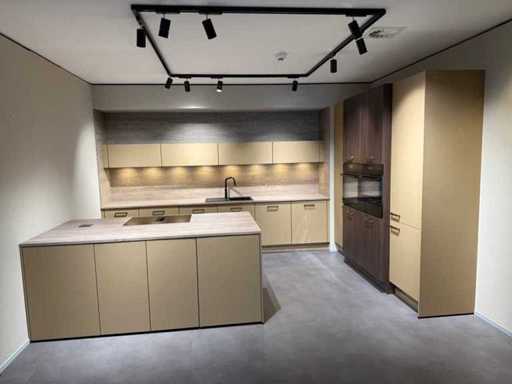 (Showroom) kitchens and appliances