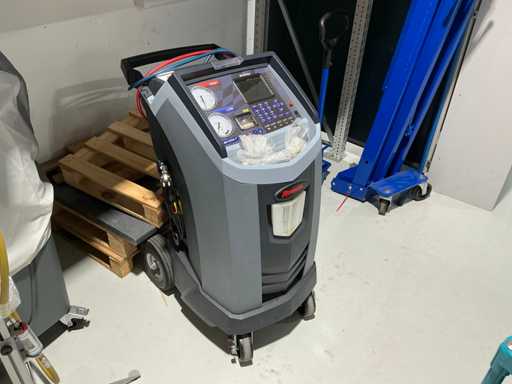 ROBINAIR AC1234-7PRO BJ. 2017 Air Conditioner Service Unit