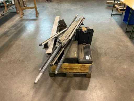 Bundle of vehicle racking parts and trailer boxes