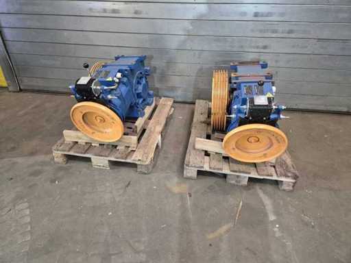 Auftriebsmaterialtyp TORO 240142A Auftriebsmotor (2x)