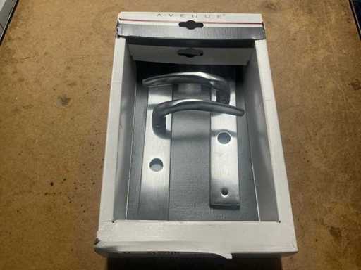 Jeu de poignées de porte Avenue Vola WC 63/8 chrome mat (15x)