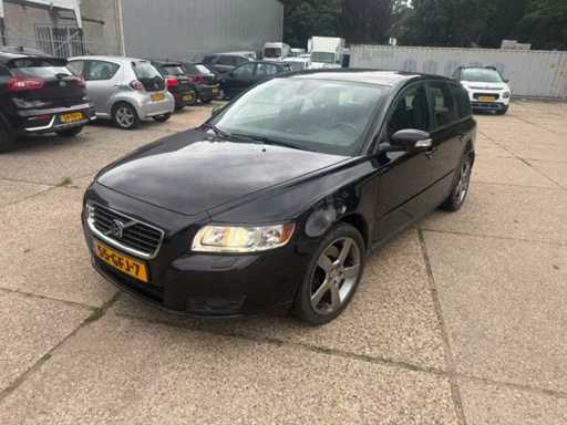 Volvo V50 2.0D Momentum automat, 55-GFJ-7