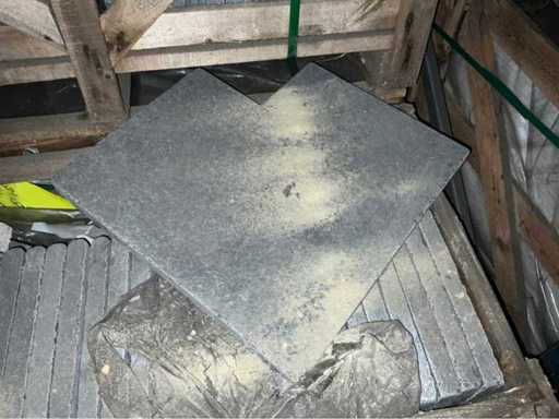 Piastrelle da giardino in pietra antica in pietra Bluestone con angolo verso l'esterno