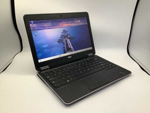 Dell Latitude E7240 Laptop
