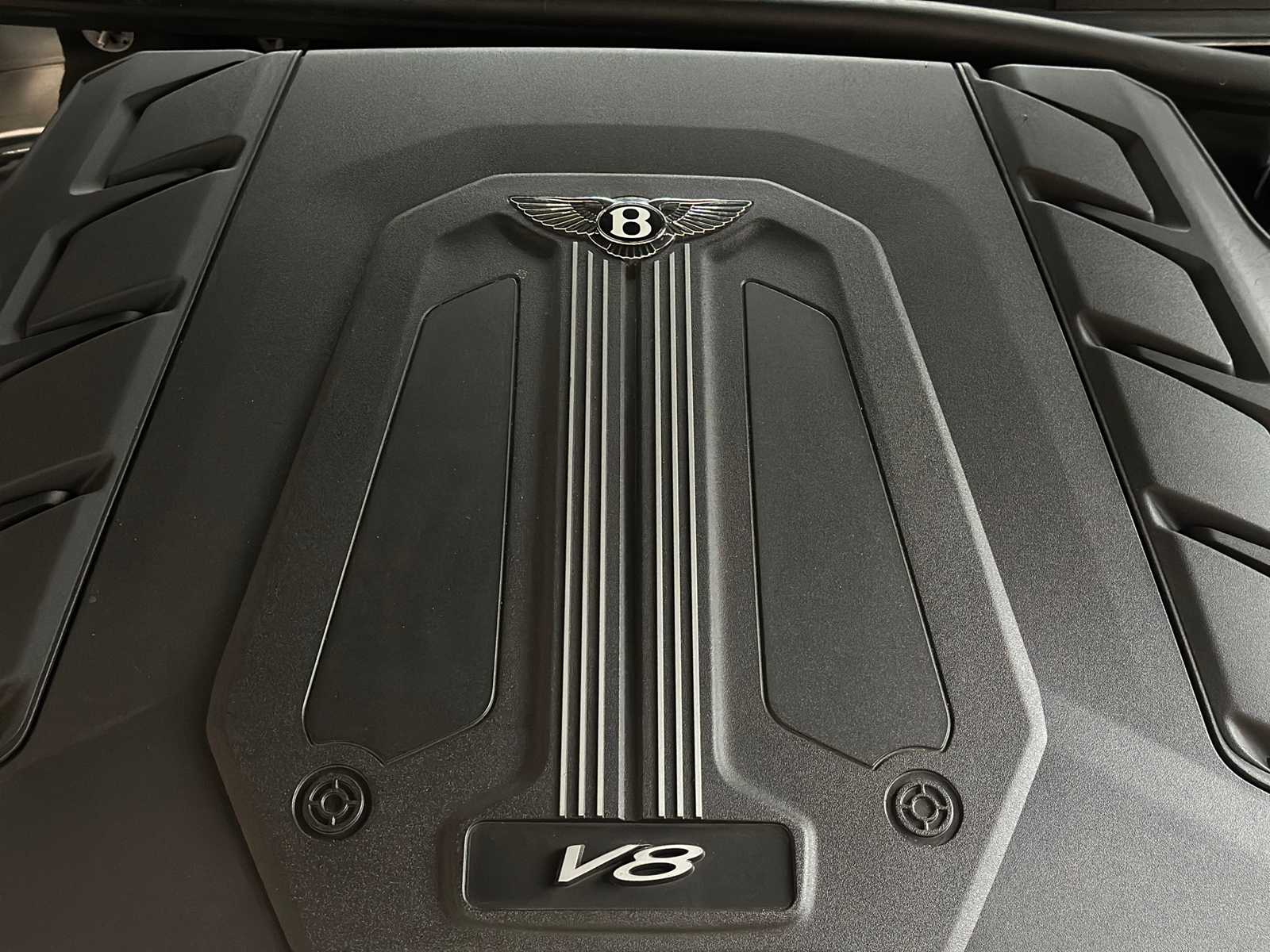 Bentley Bentayga 4.0 V8 First-Edition 550pk 2021