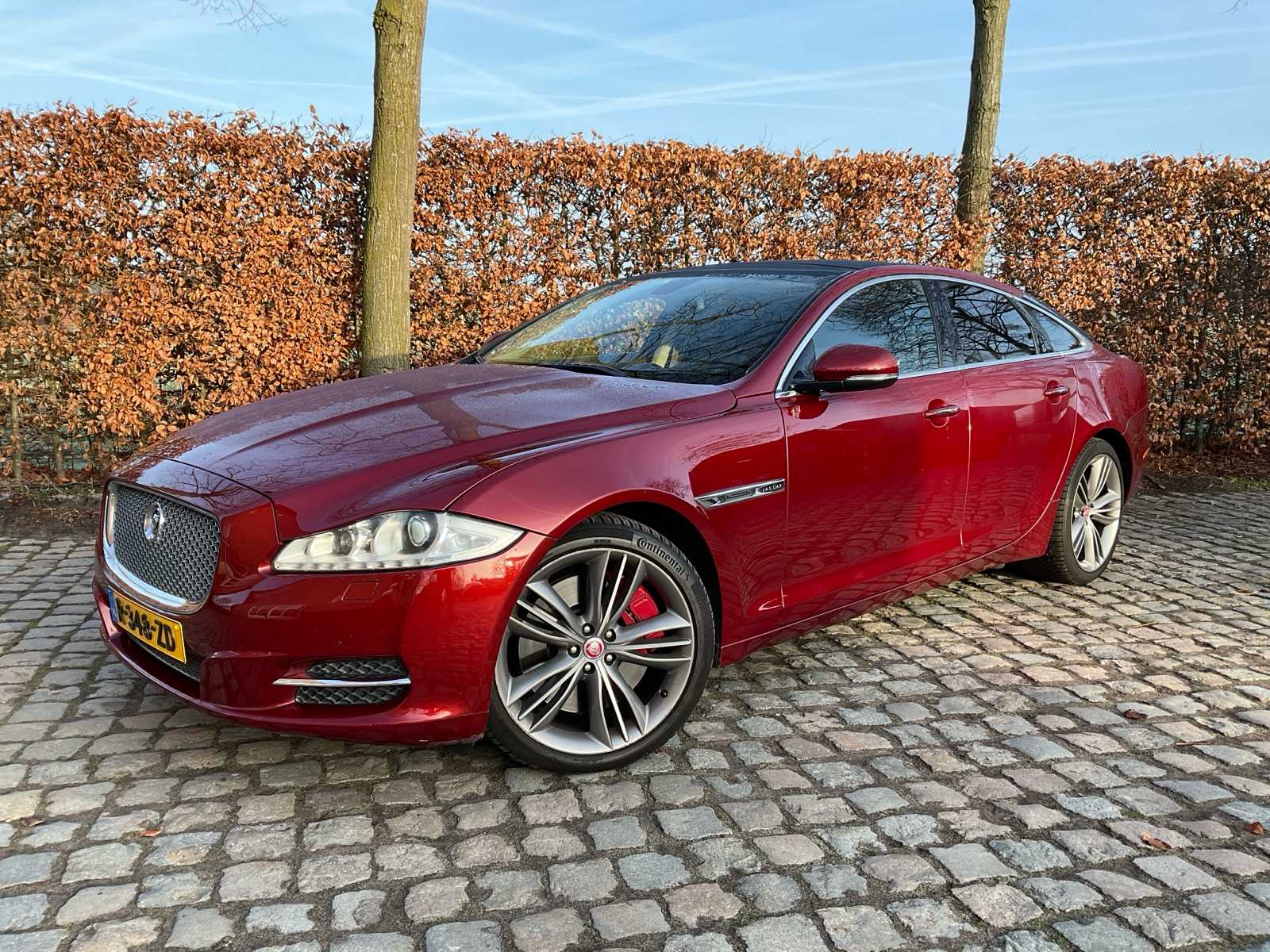 2011 Jaguar XJ 5.0 V8 SC Supersport Passenger Car
