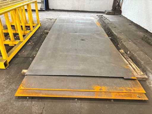 steel plate 5x 600x200 by 1cm thick - Other metal stocks