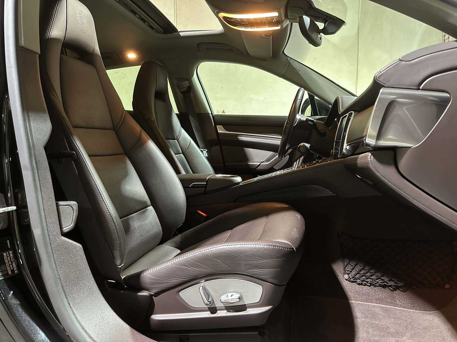 Porsche Panamera 3.6 V6 4WD 300pk 2012, G-397-TZ