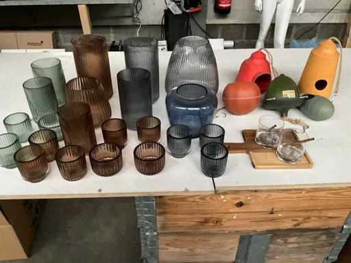 Mélangez divers accessoires pour la maison