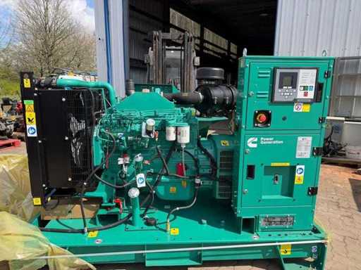 Cummins - 110 KVA NIEUW - Noodstroomgenerator - 2022 generatorset 88 KW