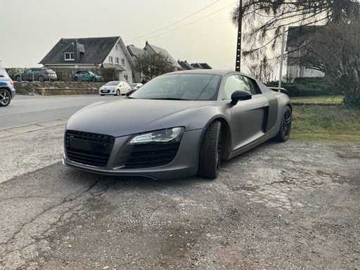 2009 Audi R8 V8 Car