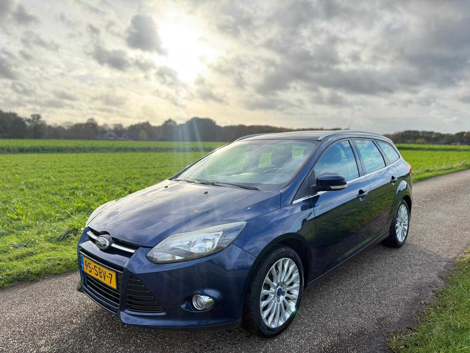 Ford – 2011 – Focus Wagon – 1.6 TI-VCT First Ed. – 95-SBV-7