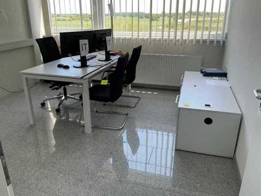 Office set without IT