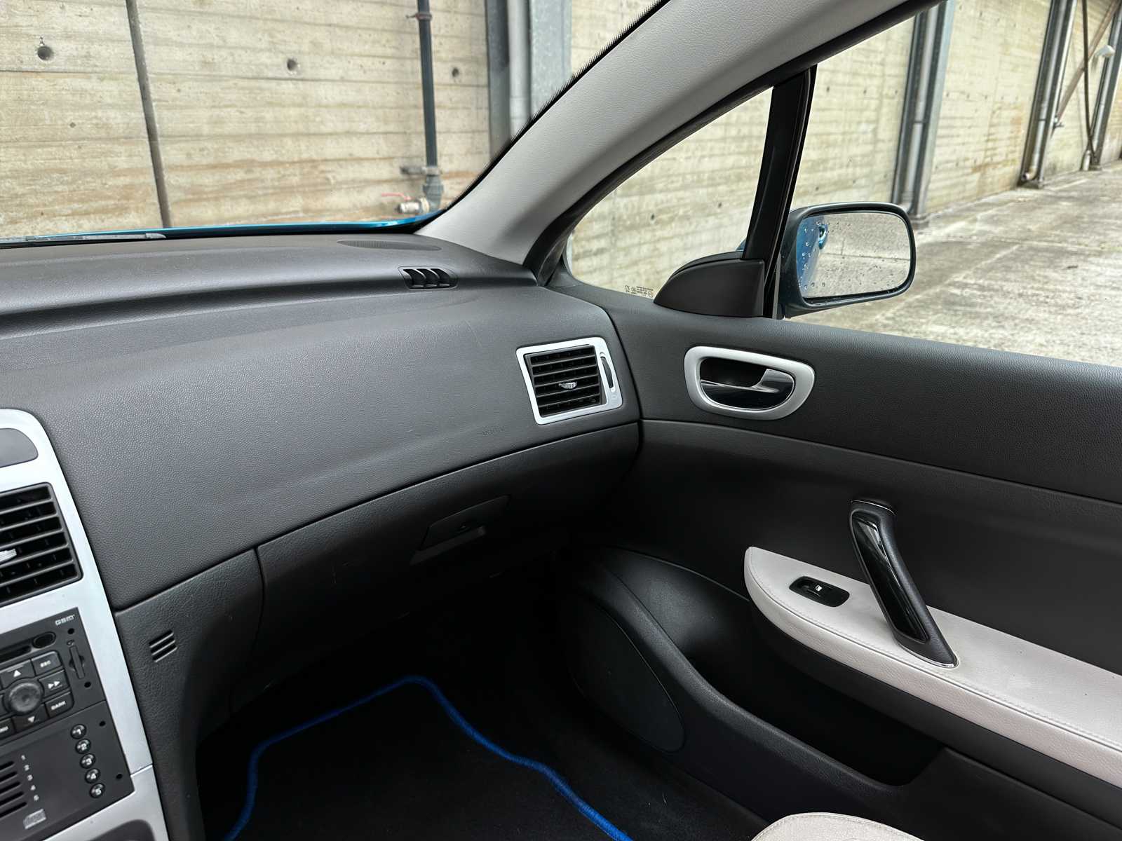 Peugeot 307 Coupé Cabriolet 2.0-16V 140pk 2006 (Origineel-NL), 22-SZ-KT