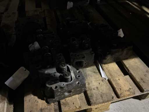 Man Cilinderkop D28 (8x)