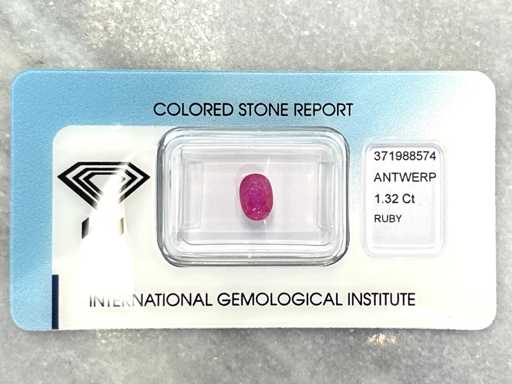 Robijn 1.32 carat echte robijn gecertificeerd