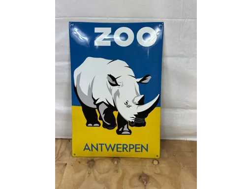 Decorarea pere?ilor emaila?i