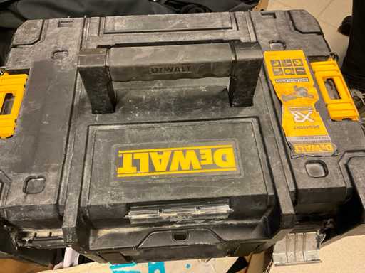 DeWalt DCS355 Multi-tool