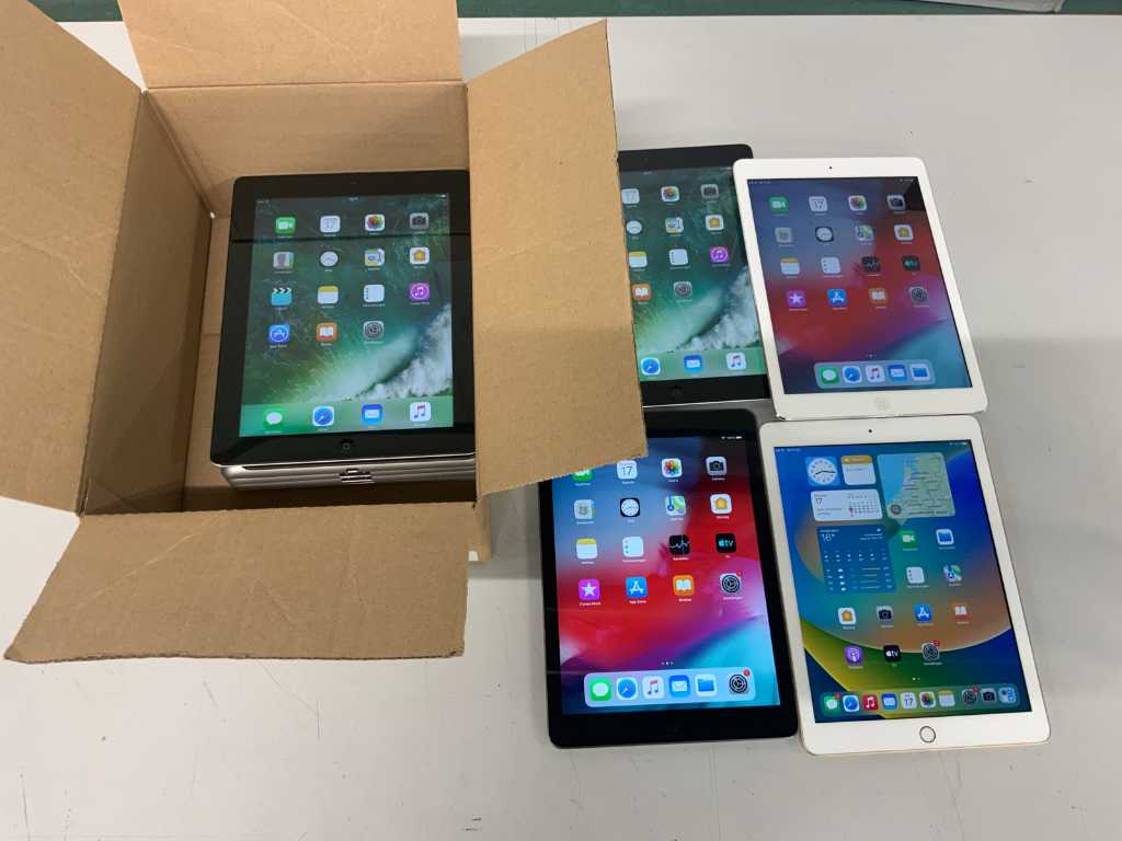Apple Various iPads Tablet (10x)