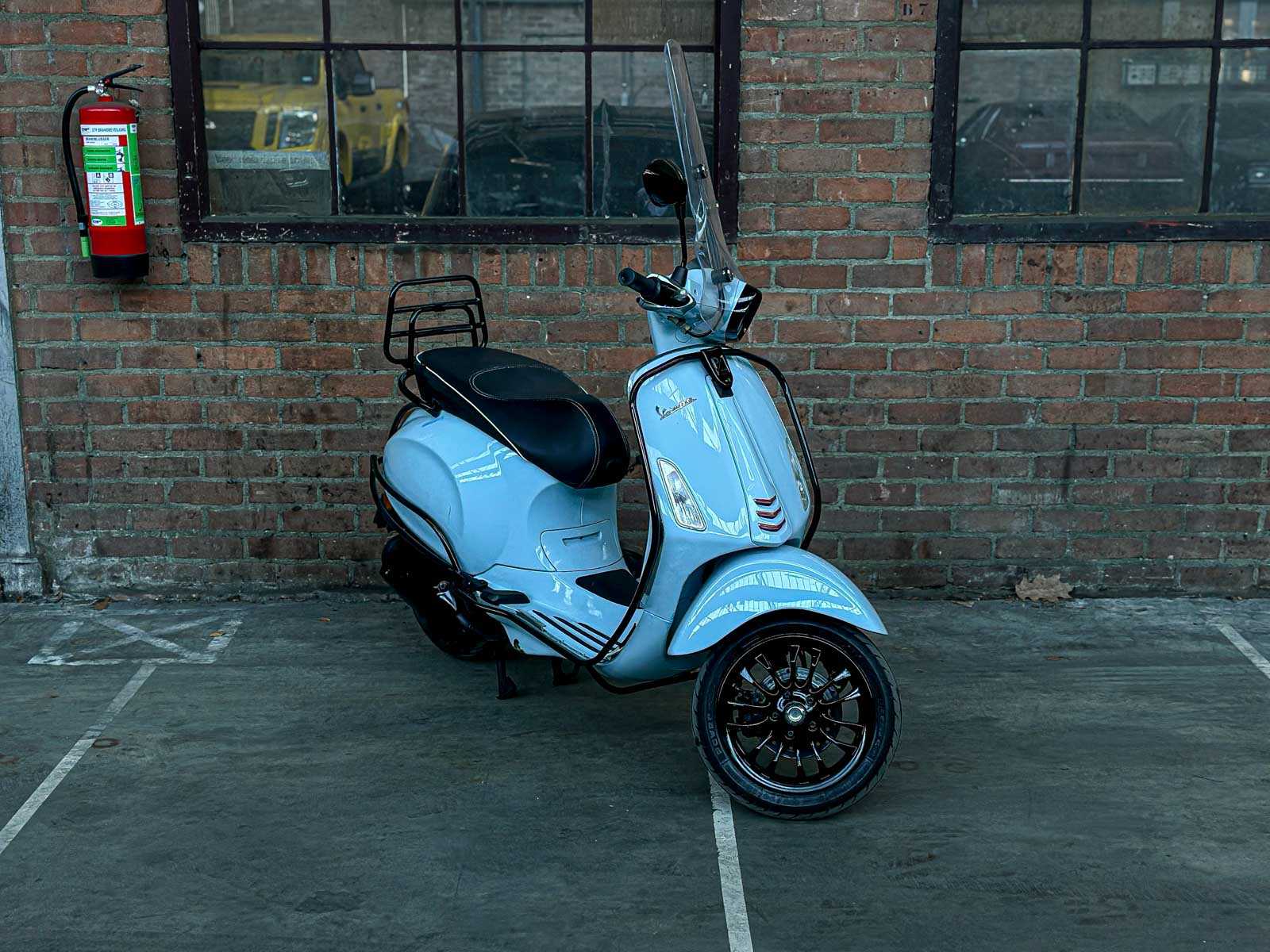 Piaggio Vespa Sprint 4T 2014 Scooter, F-653-XT