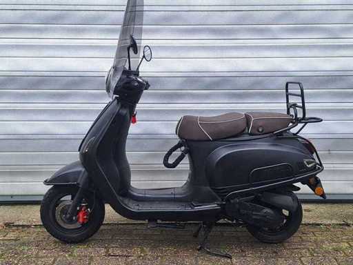 Berini Iva Lux 25 km moped 4-stroke