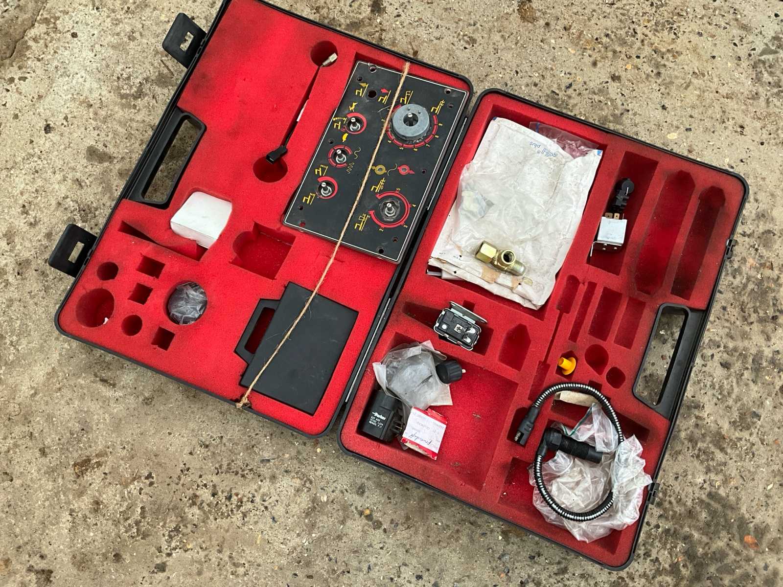 Massey Ferguson Case Electronic Components 3000 Series