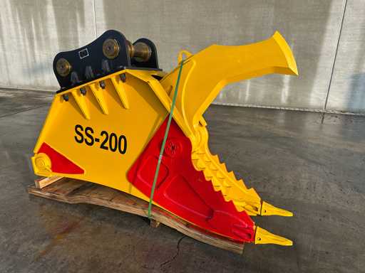 KBKC - 2025 - SS-200 - Ciseaux