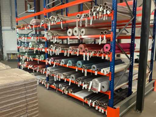 Vari rotoli di tessuto / tessuto per tappezzeria Moss Care & Clean