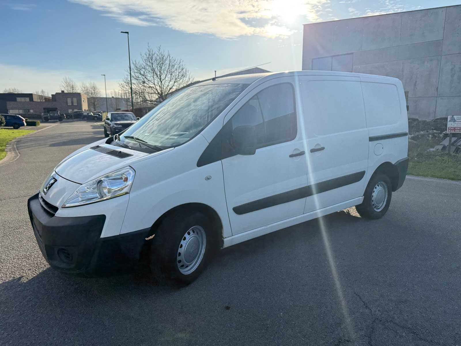 PEUGEOT – EXPERT – Car