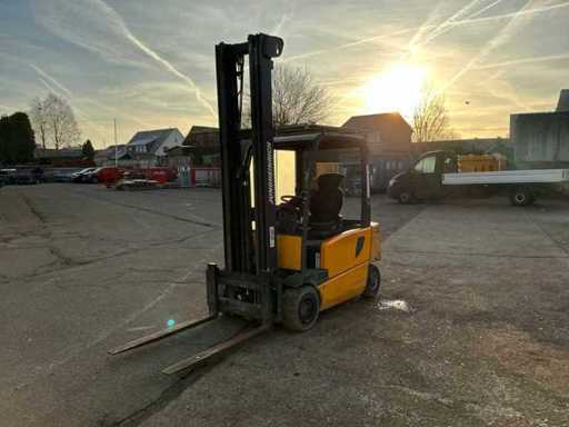 2007 Jungheinrich EFG 320 Forklift