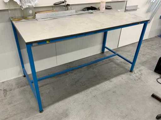 Kaymar - Workbench with 2-Piece earth connection point