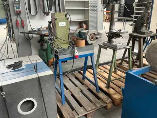 Schleifstation Bandschleifmaschinen