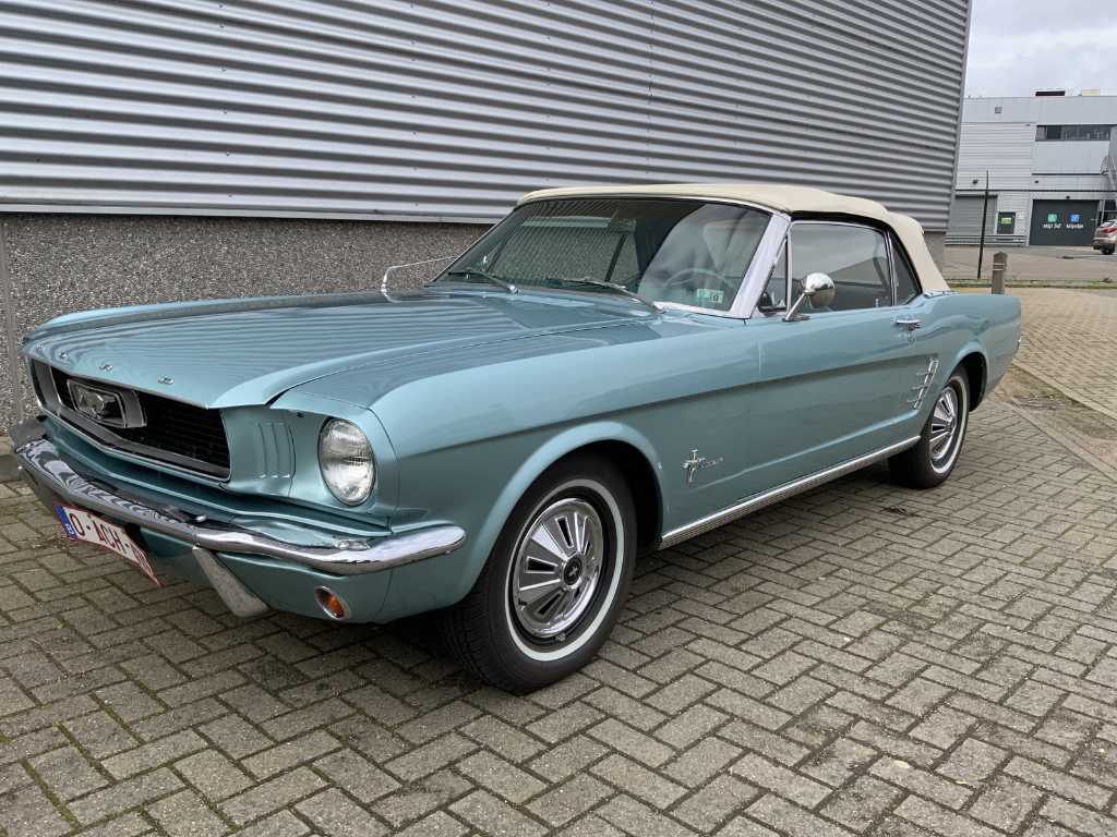 1966 FORD Mustang Autovettura
