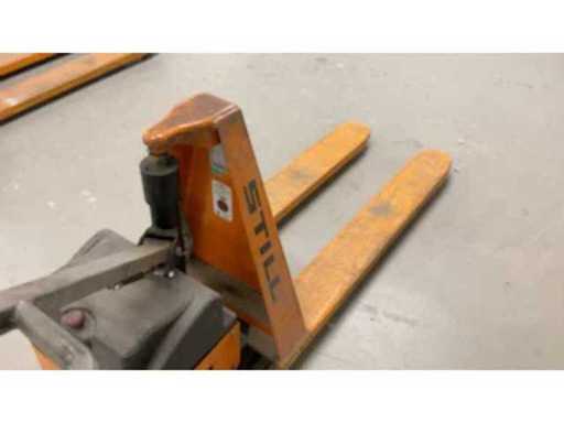 9ffcf8aa-be9b-441d-9e15-60f1388dc199.mp4