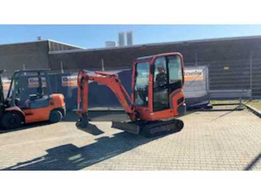 c0ba4eda-cf2f-4eb6-8340-7bcbc33d67f6.mp4