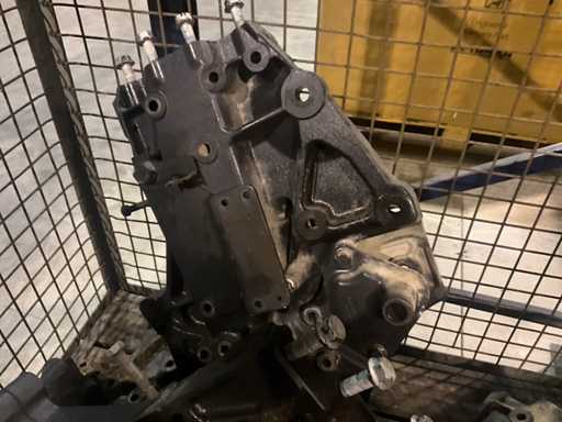 Diverse chassissteunen MAN