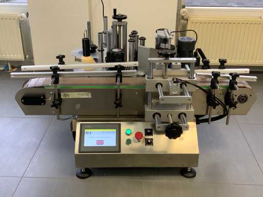 Mașina de etichetare a sticlelor Noypack