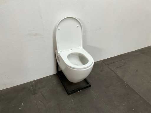 Toalet? suspendat? cu scaun de toalet?