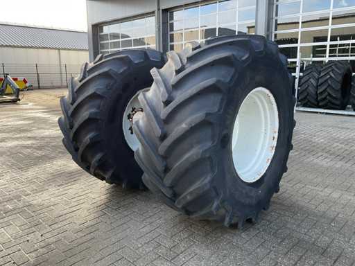 Continental Contract AC70 H Band met velg (2x)