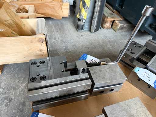  Machinebankschroef