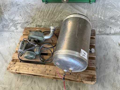 Réservoir d’eau avec pompe