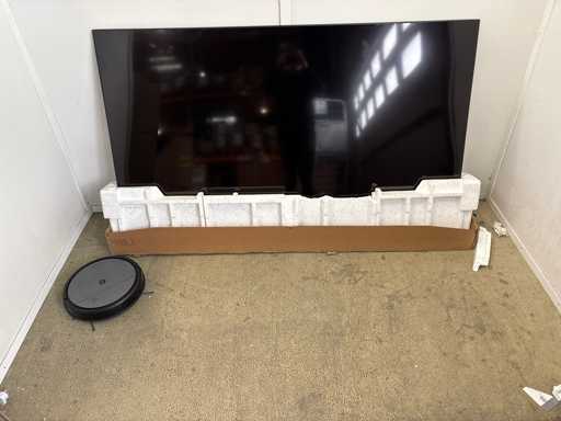 iRobot Roomba Combo R1138 – Aspirator robot și WiFi mop robot | Samsung QE75Q64DAU – QLED 4K Smart TV 75 inch
