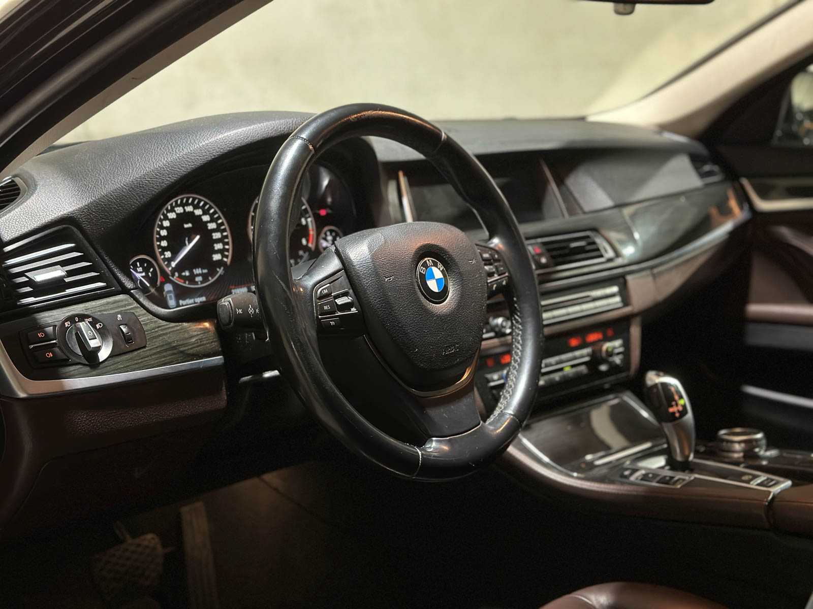 BMW 520d Touring M Sport Edition 190pk 2015 5-serie, ZV-643-T