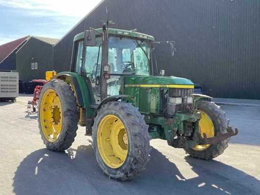 1998 John Deere 6210 Vierwielaangedreven landbouwtractor