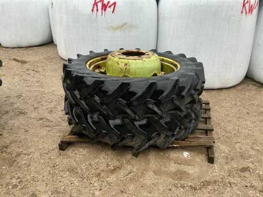 MB vrachtwagenband met velgen (2x)