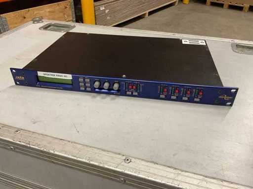 Sistema di gestione degli altoparlanti XTA Electronics DP224