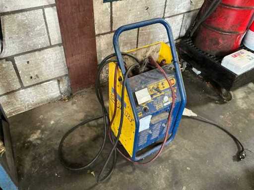 GYS Gysstart Acculader met boosterfunctie