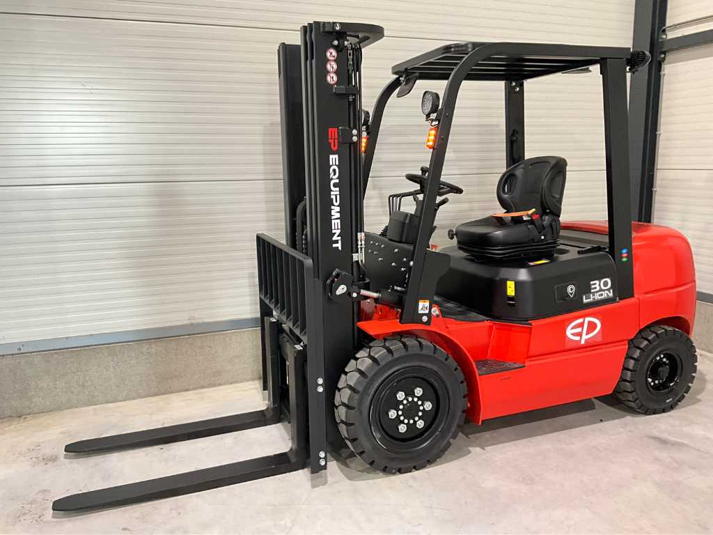 2024 EP EFL 302 LI-ION Forklift